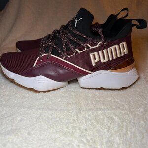 PUMA Women's MUSE MAIA Smet Knit Low Top Fashion Sneakers US 7.5 Fig/Birch